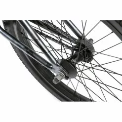 BMX Complet Wethepeople 20.75 Ghost Grey 2022 - Freestyle, Street, Dirt - Taille 20.75" -France Accessoires Vélo Soldes Boutique bmx complet wethepeople 2075 ghost grey 2022 9