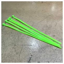 Colliers de Serrage Plastique 50x200 mm - Lot de 5 - Generique -France Accessoires Vélo Soldes Boutique collier serrage plastique 50x200 mm 1