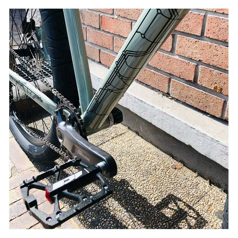 Vélo Bikelife C100 Gris Béton 2022 - Collective | Vélo Urbain Élégant et Performant 13 Vélo Bikelife C100 Gris Béton 2022 - Collective | Vélo Urbain Élégant et Performant – Image 11