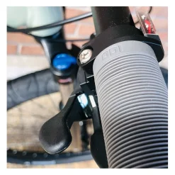 Vélo Bikelife C100 Gris Béton 2022 - Collective | Vélo Urbain Élégant et Performant 37 Vélo Bikelife C100 Gris Béton 2022 - Collective | Vélo Urbain Élégant et Performant -France Accessoires Vélo Soldes Boutique custom collective x bikelife c100 gris beton 2022 15