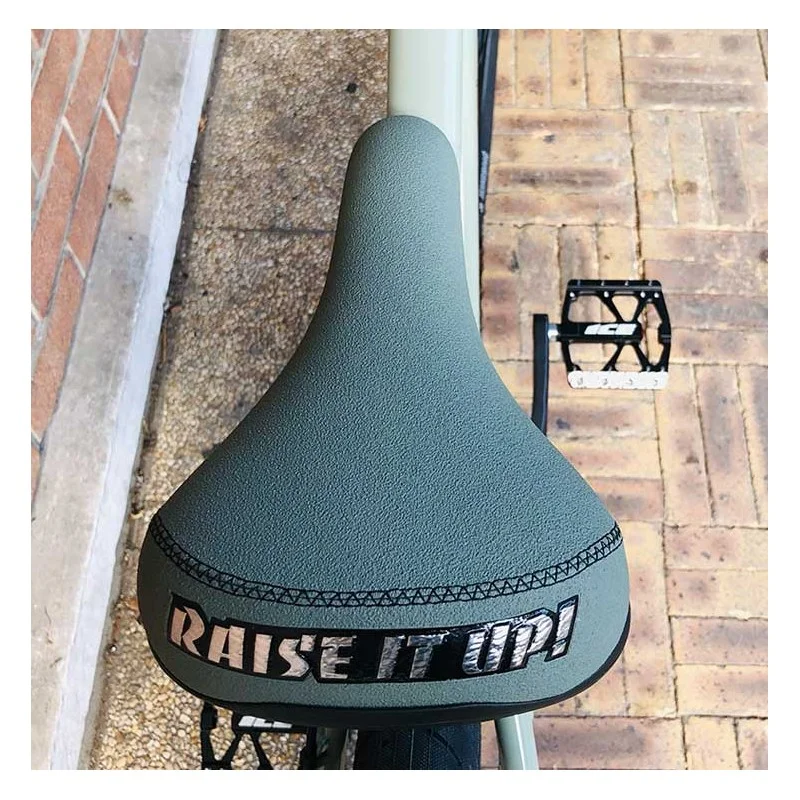 Vélo Bikelife C100 Gris Béton 2022 - Collective | Vélo Urbain Élégant et Performant 12 Vélo Bikelife C100 Gris Béton 2022 - Collective | Vélo Urbain Élégant et Performant – Image 10