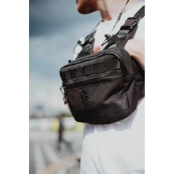 Gilet COLLECTIVE Chest Rig Noir - Accessoire Urbain Moderne 11 Gilet COLLECTIVE Chest Rig Noir - Accessoire Urbain Moderne -France Accessoires Vélo Soldes Boutique gillet collective chest rig noir 3