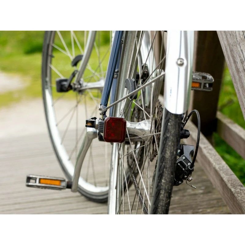 Lumières REELIGHT AMS LIGHT - Éclairage Urbain Sécurisé pour Vélo 9 Lumières REELIGHT AMS LIGHT - Éclairage Urbain Sécurisé pour Vélo – Image 7