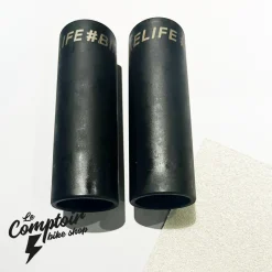 Pack Pegs BIKELIFE Noirs + Grips BIKELIFE Transparent - Accessoires BMX de Haute Qualité