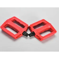 MAFIA BIKES Pédales Mafia Bike 9/16e Rouges - Pédales Haute Performance pour Vélo -France Accessoires Vélo Soldes Boutique pedales mafia bike 916e rouges 2