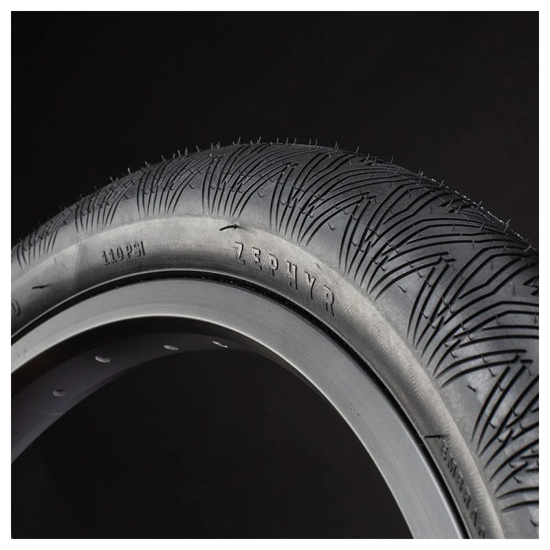 Pneu HERESY Zephyr 20x1.75" Rigide Noir - Pneu BMX Haute Performance 3 Pneu HERESY Zephyr 20x1.75" Rigide Noir - Pneu BMX Haute Performance