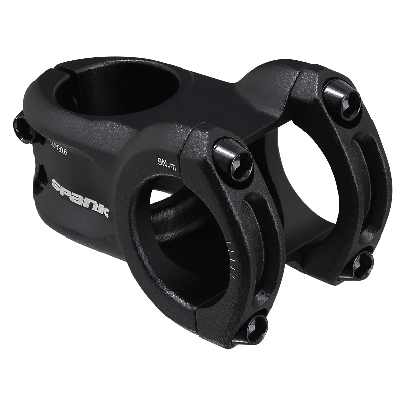 Potence SPANK Spoon 318 Ø31.8mm 33mm Noire - Compatible Fixie et Vélos Urbains 3 Potence SPANK Spoon 318 Ø31.8mm 33mm Noire - Compatible Fixie et Vélos Urbains