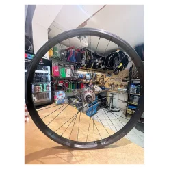 Roue Arrière GT 29" HERITAGE Noire-polie - Roue VTT Haute Performance