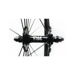 Focale44 ROUE F44 AVANT FULLMOON BK - Roue avant complète pour Fixie -France Accessoires Vélo Soldes Boutique roue f44 avant fullmoon bk 1
