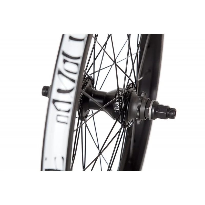 Volume Bikes Roue VOLUME Foundation 20" LHD Noire - Roue Complète BMX 4 Volume Bikes Roue VOLUME Foundation 20" LHD Noire - Roue Complète BMX – Image 2