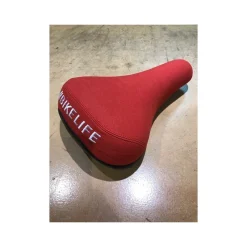 Selle BIKELIFE Rouge Logo Blanc - Confort et Style pour Cyclistes -France Accessoires Vélo Soldes Boutique selle bikelife rouge logo blanc 4