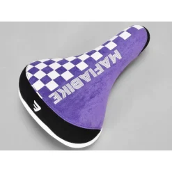 MAFIA BIKES Selle Mafia Bike Checkerboard Violette - Vélo Urbain Style BIKELIFE -France Accessoires Vélo Soldes Boutique selle mafia bike checkerboard violette 3