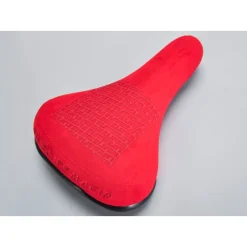 MAFIA BIKES Selle Mafia Bike Patch Rouge - Selle de Vélo Style BIKELIFE -France Accessoires Vélo Soldes Boutique selle mafia bike patch rouge 3