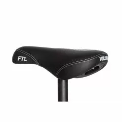 Selle VOLUME X FTL Fat Noire - Billy Perry Signature | Volume Bikes | Selles BMX -France Accessoires Vélo Soldes Boutique selle volume x ftl fat noire pivotal 2
