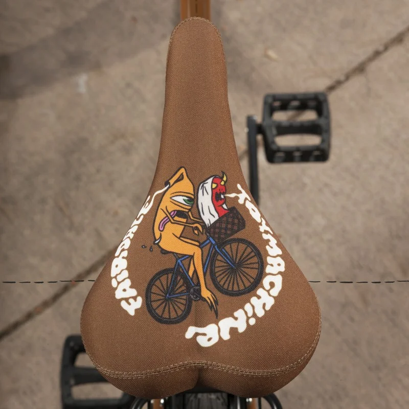 Vélo Urbain LOOKFAR De FAIRDALE X TOY MACHINE - Confort et Style pour la Ville 5 Vélo Urbain LOOKFAR De FAIRDALE X TOY MACHINE - Confort et Style pour la Ville – Image 3